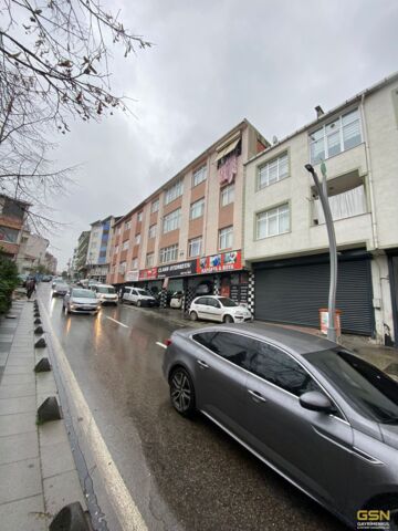 30-ÇAYIROVA YENİMAHALLE GAZİLER CAD. SATILIK DAİRE VE DÜKKANLAR